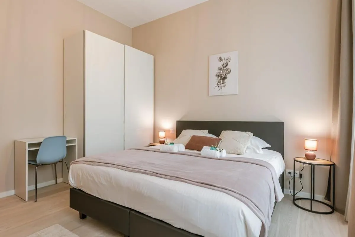 Huswell - Bright Apartment Near The Beach Ostende